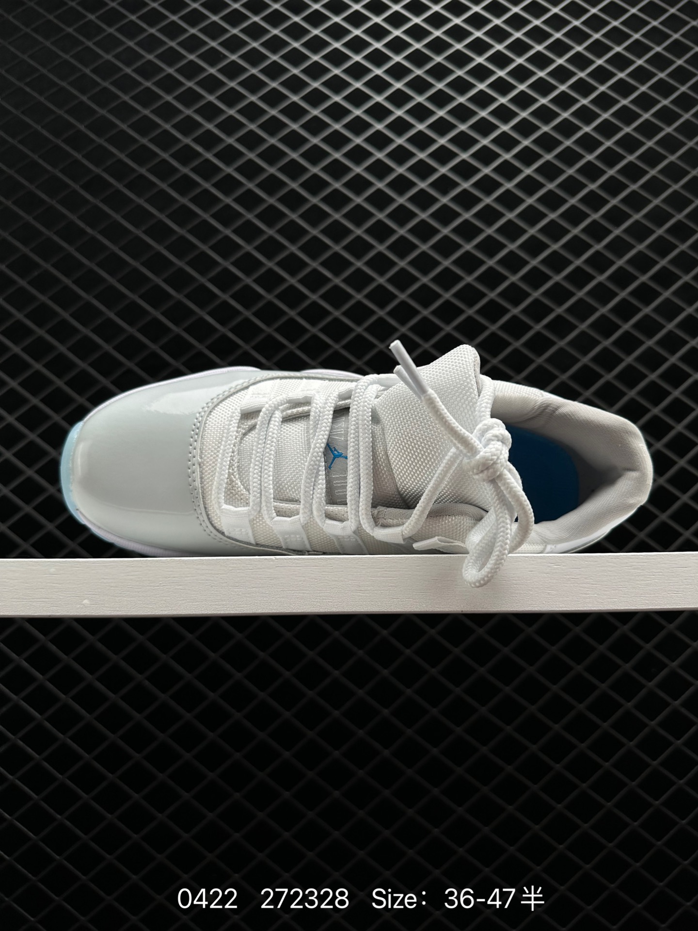 Air Jordan 11 Retro Low 